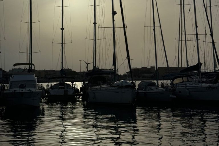 Polaris in Vibo Marina "Stella del Sud" in Kalabrien, Italien.